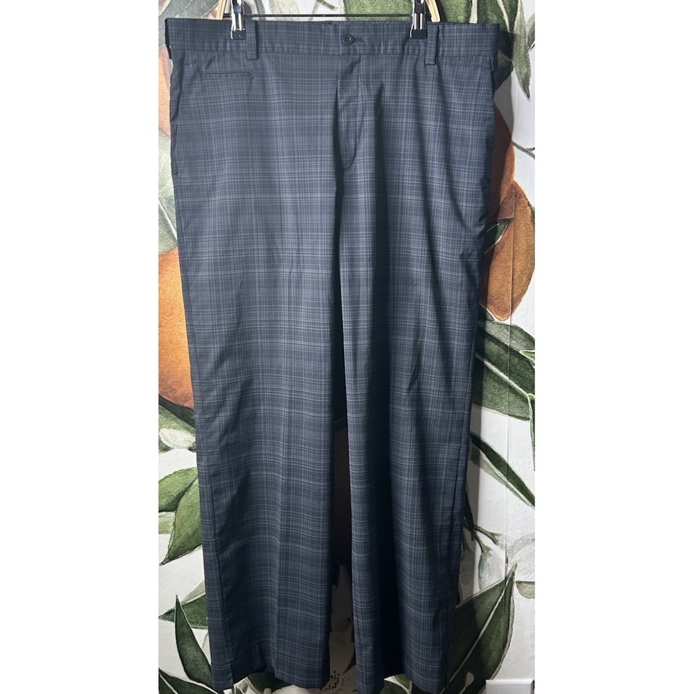 Nike Golf mens Size 34‎ Inseam 28" Black Plaid Straight Cut Pants Pockets